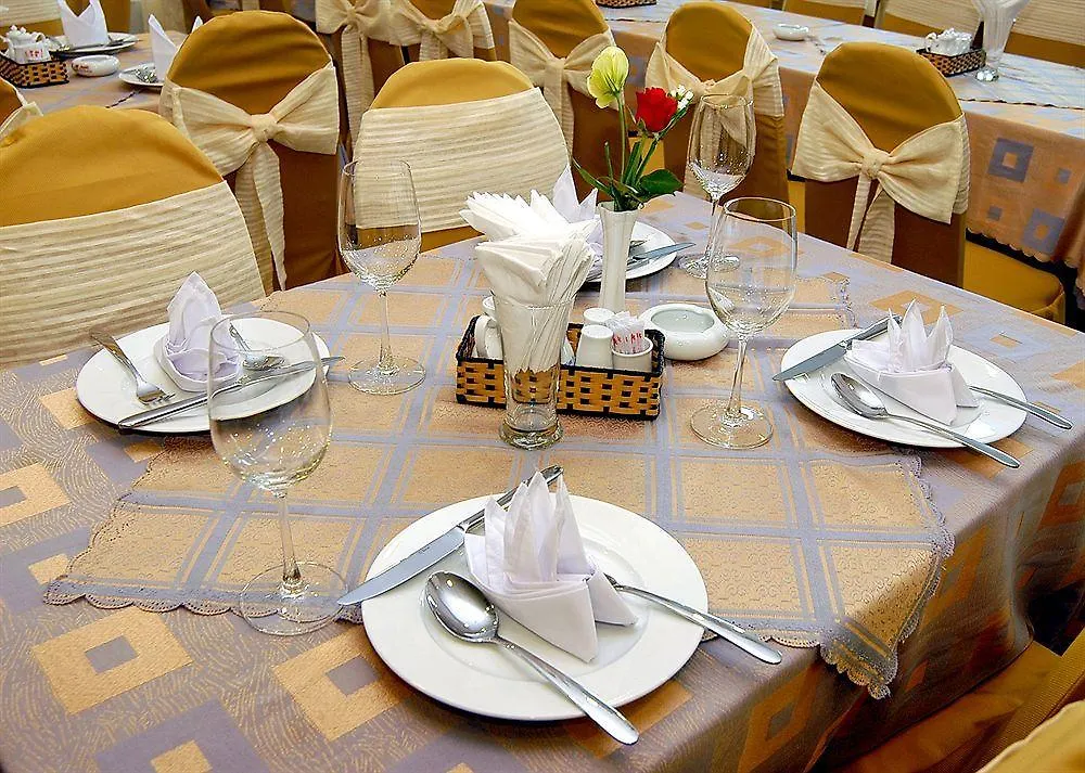 Nam Hung Hotel Nha Trang