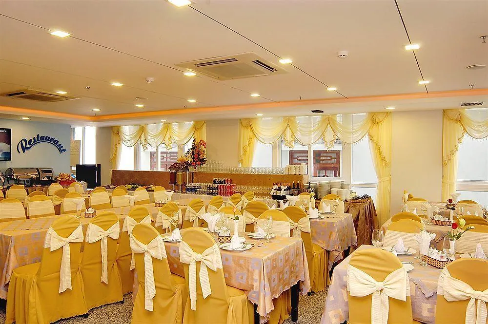 Nam Hung Hotel Nha Trang 3*,  Vietnam