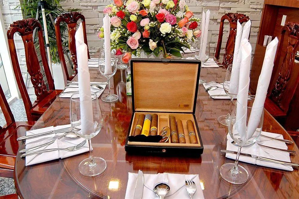 Nam Hung Hotel Nha Trang