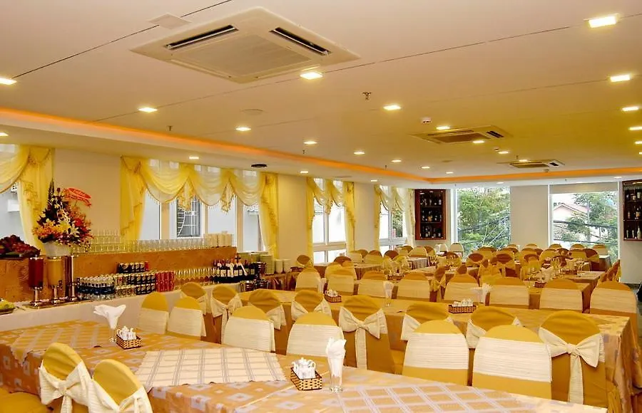 Nam Hung Hotel Nha Trang