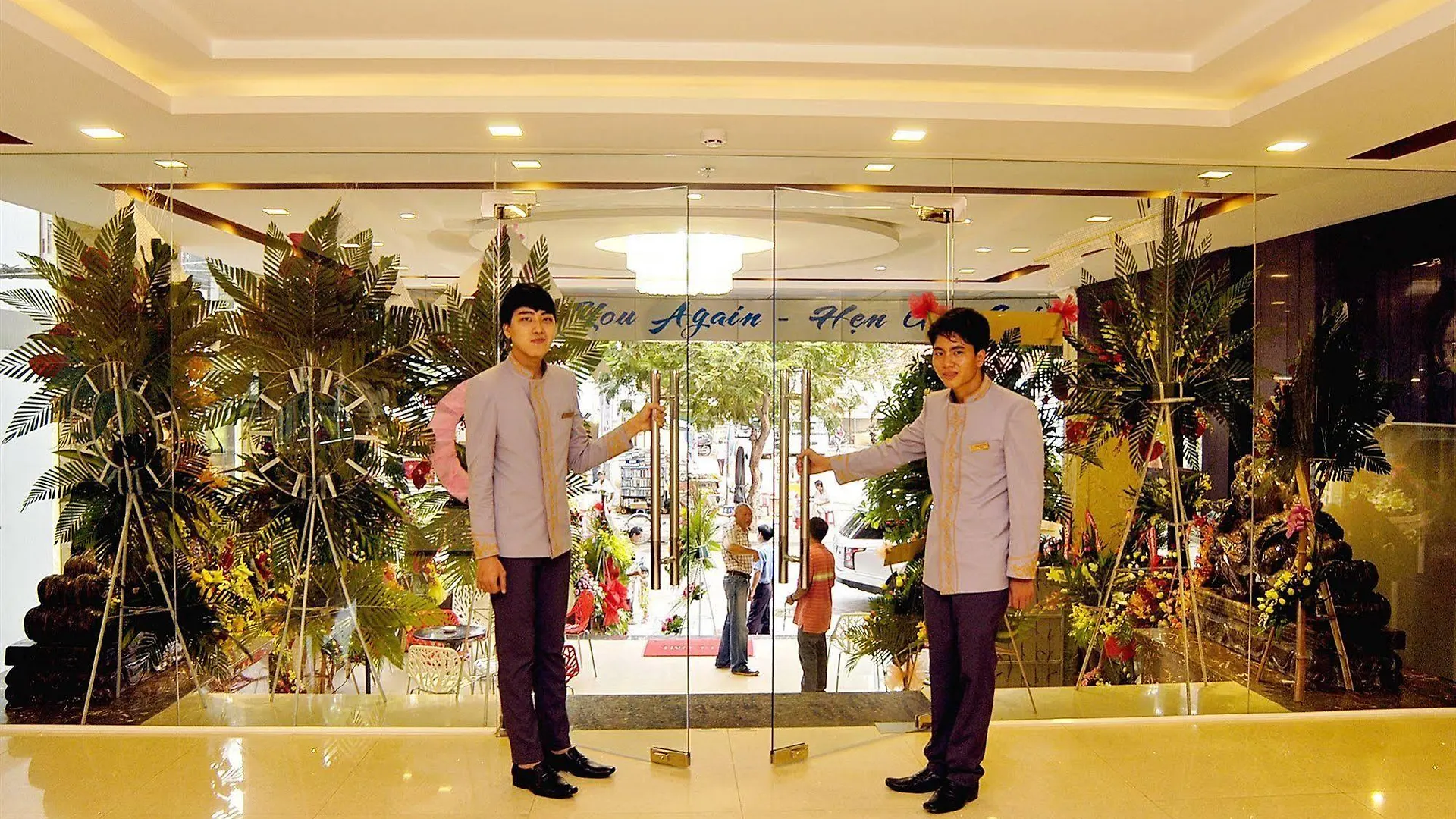 Nam Hung Hotel Nha Trang